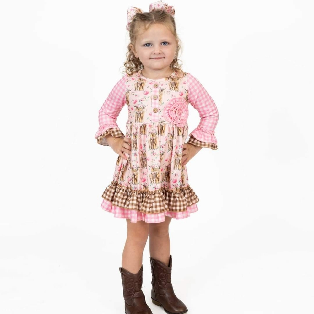 Cows & Roses - Picture 3 of 4